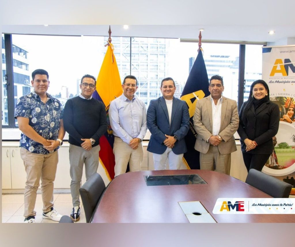 Delegación oficial del GADM Naranjito visitó la Asociación de Municipalidades Ecuatorianas (AME)