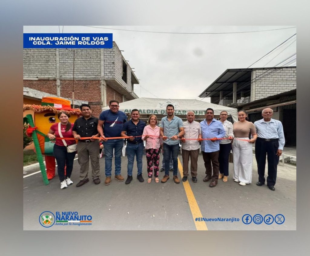 Inauguración de asfaltado vial en la ciudadela Jaime Roldós